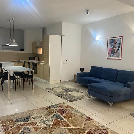 Sliema 2Bed With Backyard Appartement Buitenkant foto