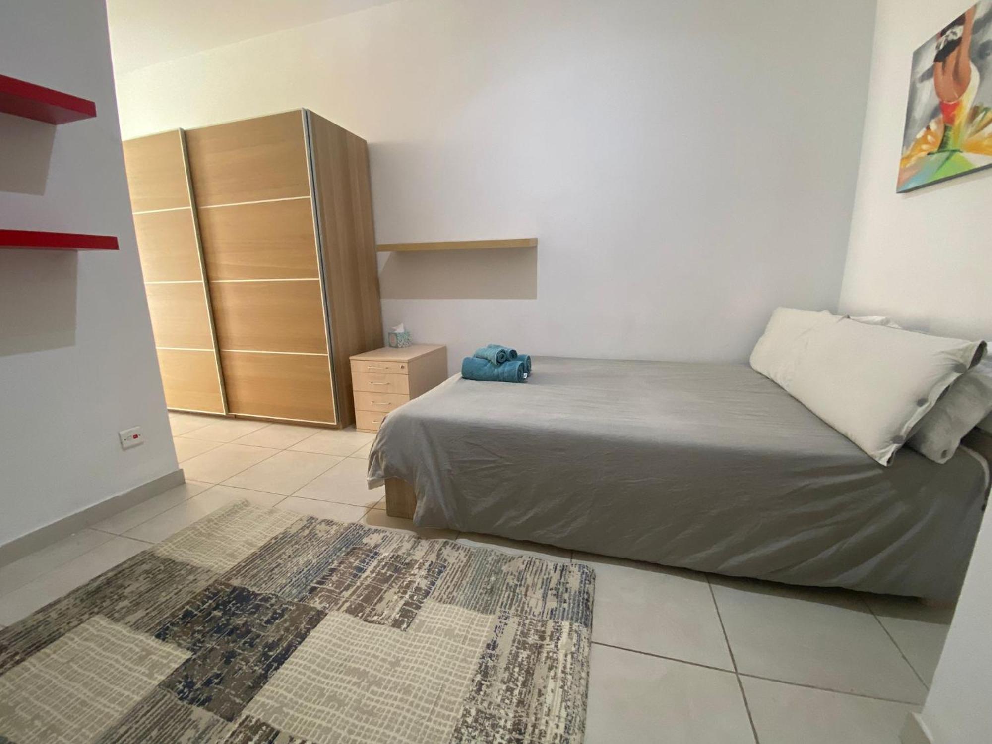 Sliema 2Bed With Backyard Appartement Buitenkant foto